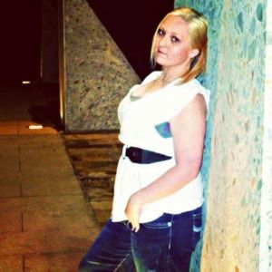 Meet your Posher, Andrea